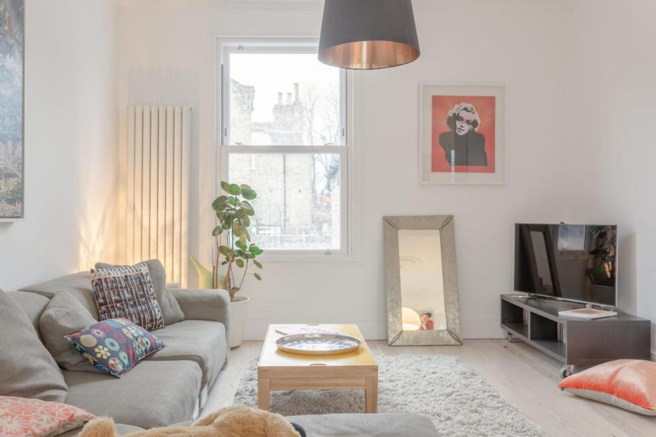 Stylish 2 Bedroom In * Londra
